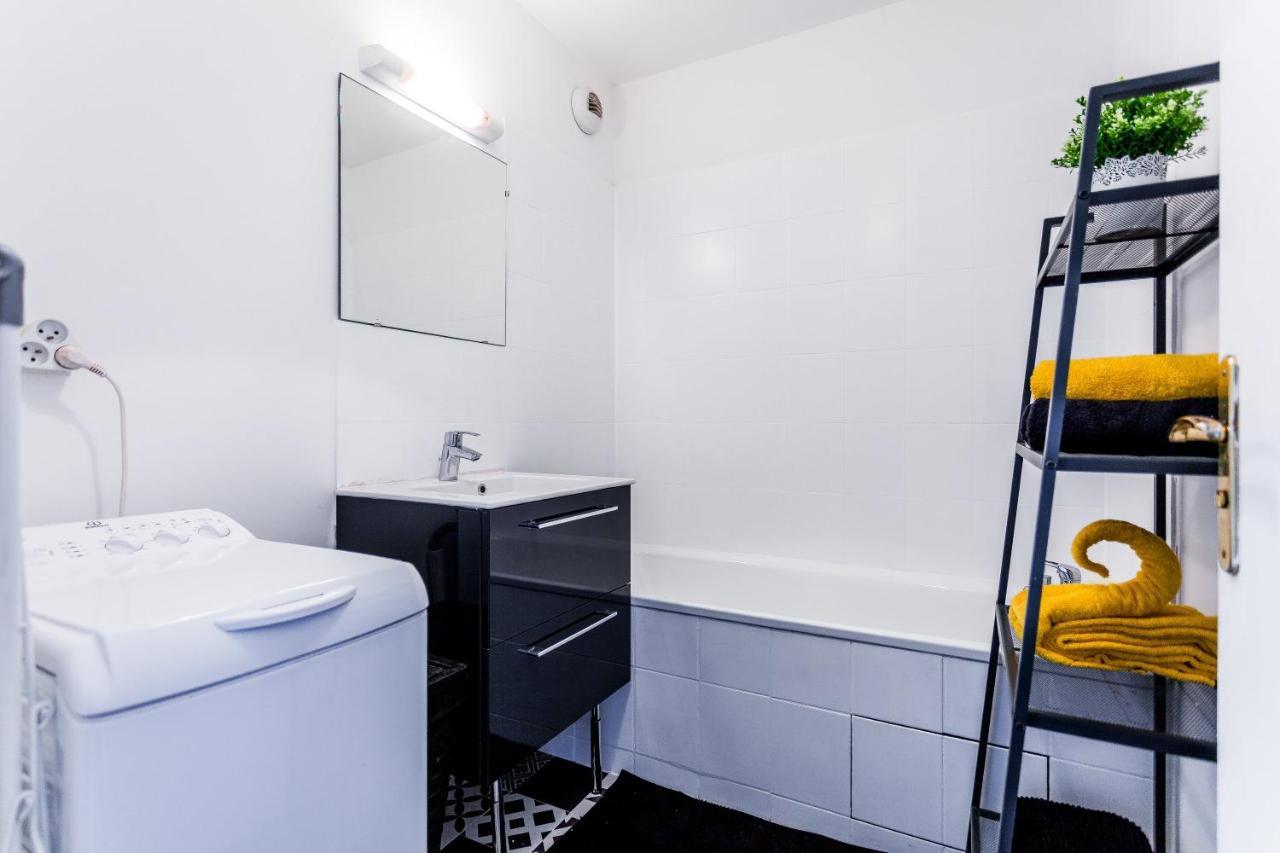 Anja - Top Hote Paris - 6 Personnes Balcon Parking Сен-Дені Екстер'єр фото